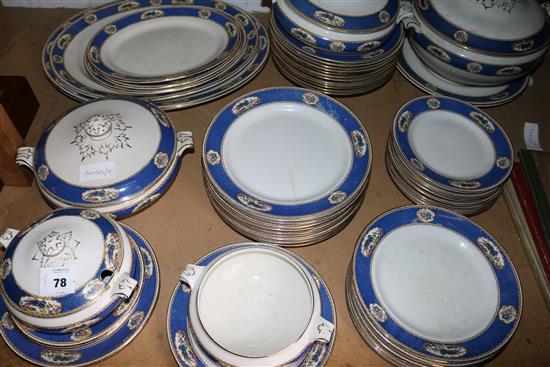 Dinner service & teaware(-)